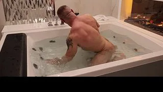 WET & HAIRY: Massive Muscle Stud Solo in Luxury Jacuzzi - Big Load