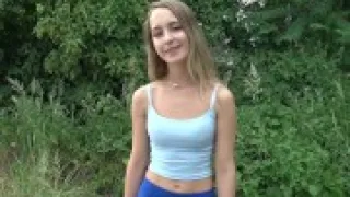 Hi ich bin Hanna 18 Jahre alt und ganz neu hier, ich freu mich schon auf gemeinsamen Spaß