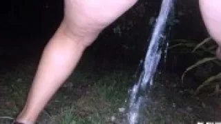 Hot sexy mom peeing in public night park. 60fps